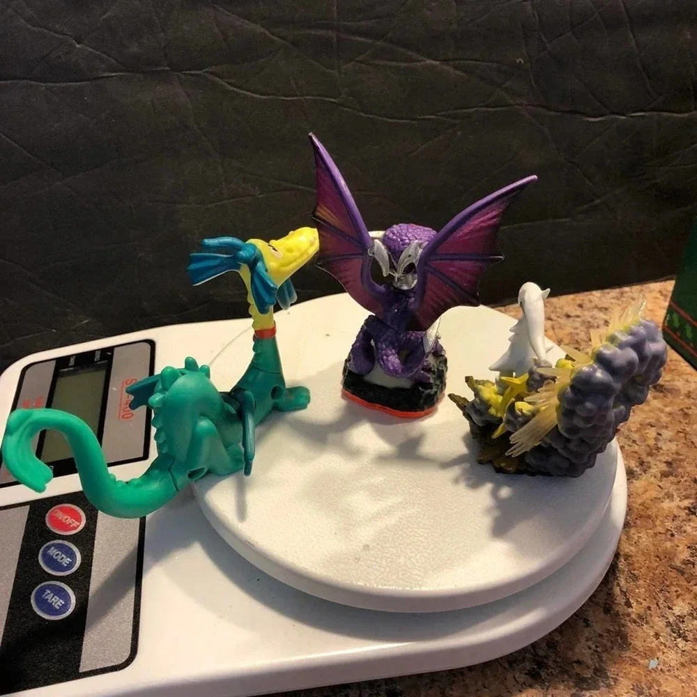 Pokémon TCG Arceus Skylanders and McDonald’s Dragon Figures Pieces Lot - Picture 3 of 3